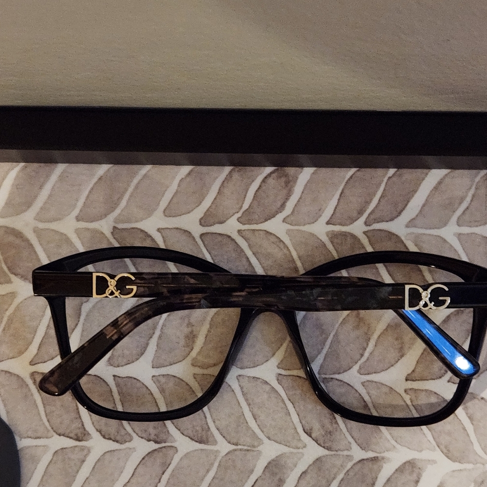 Dolce & Gabbana Frames Sunglasses Glasses Black Large Luxury